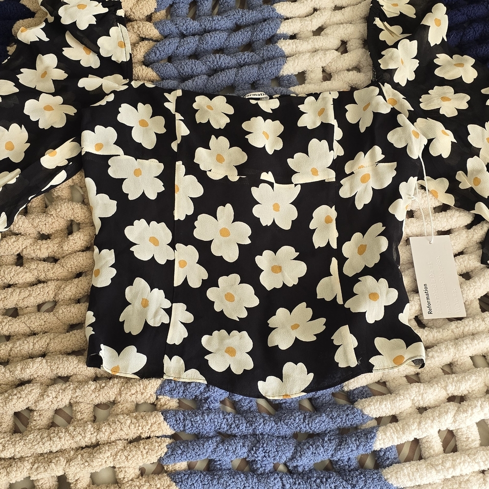 Reformation Black Floral Puff-Sleeve Blouse with White & Yellow Daisies